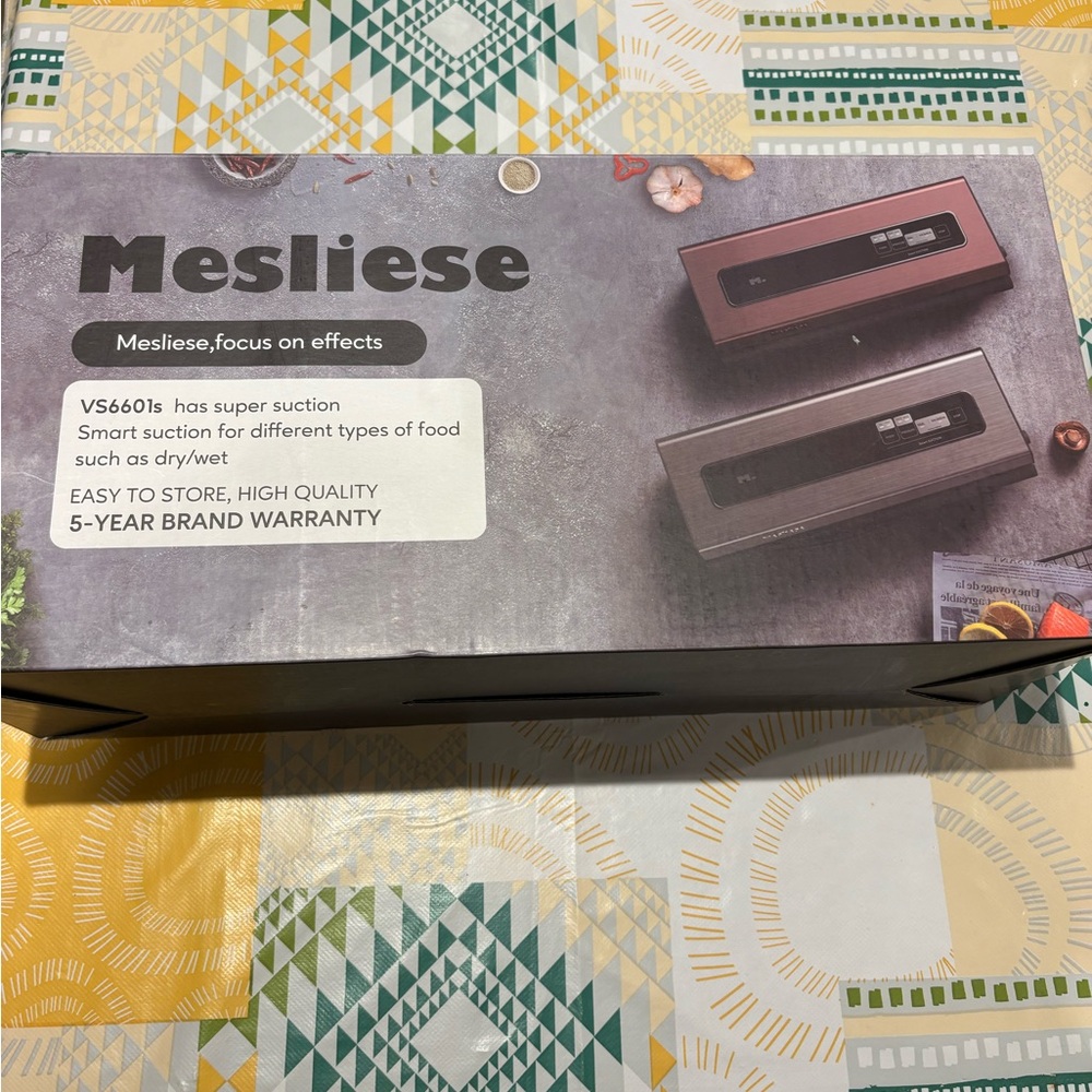 Vacuum Sealer - Black and Brown